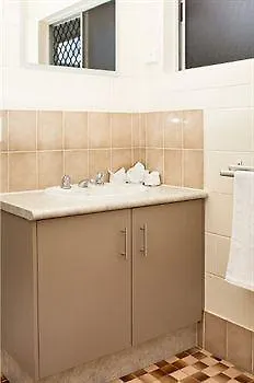 Clifton Sands Holiday Units Clifton Beach 3*,  Australia