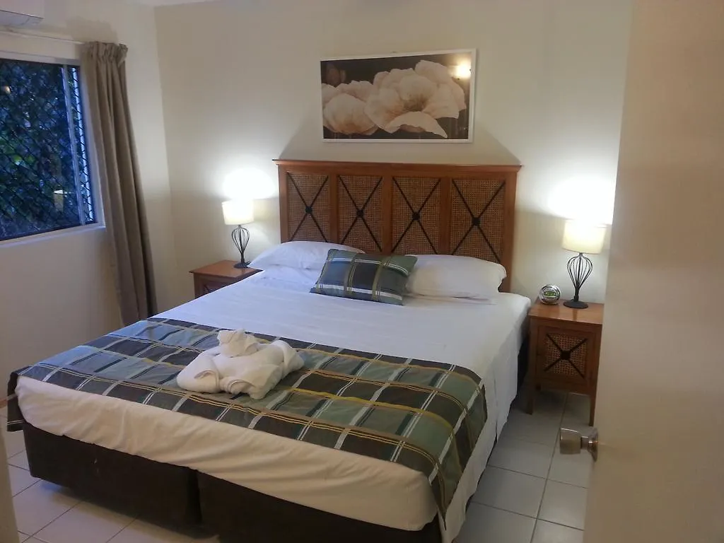 *** Aparthotel Clifton Sands Holiday Units Clifton Beach Australia